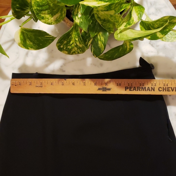 Giorgio Armani Classic Vintage Mini Skirt 40 - Picture 8 of 12